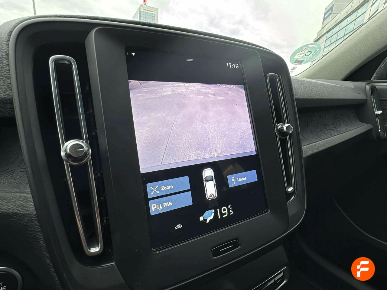 Foto Volvo XC40 24