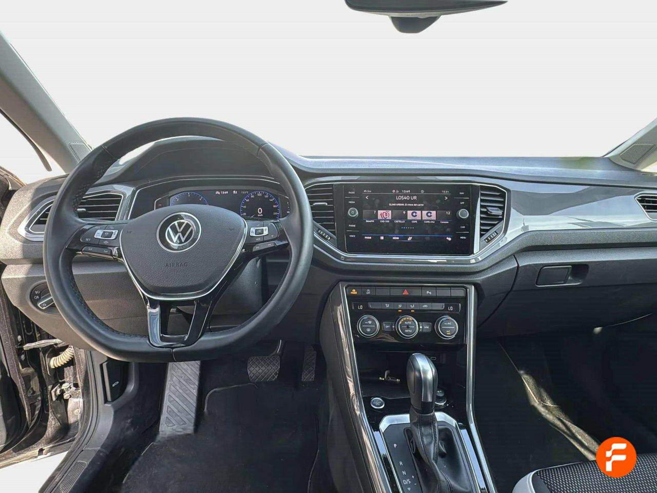 Foto Volkswagen T-Roc 19