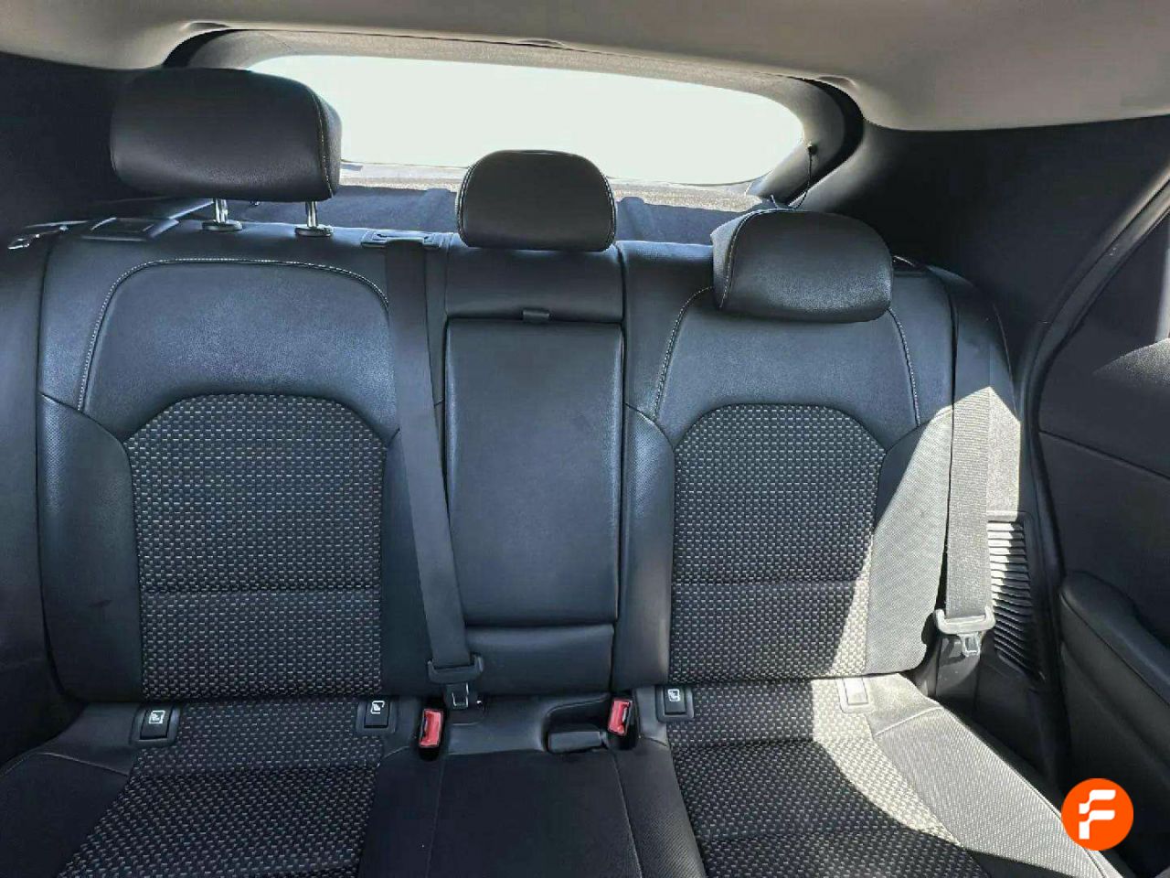 Foto Kia XCeed 19