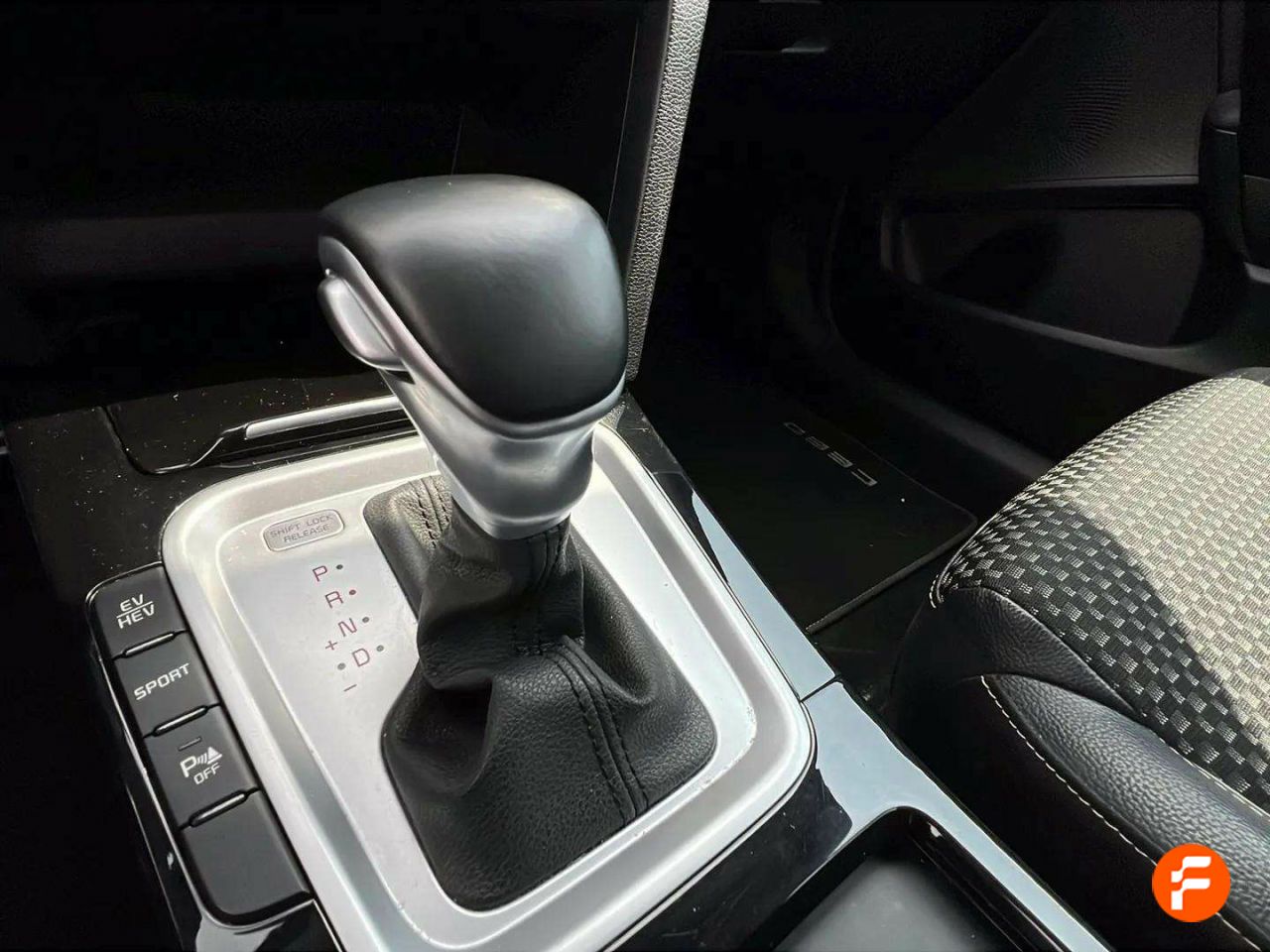 Foto Kia Ceed 24
