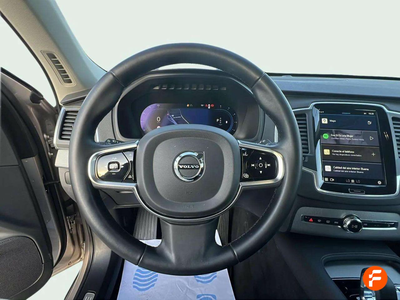 Foto Volvo XC90 17