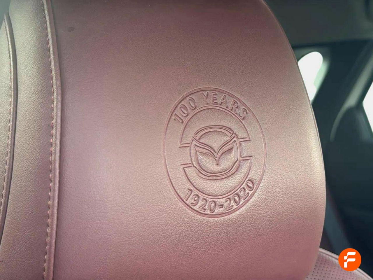 Foto Mazda CX-30 25