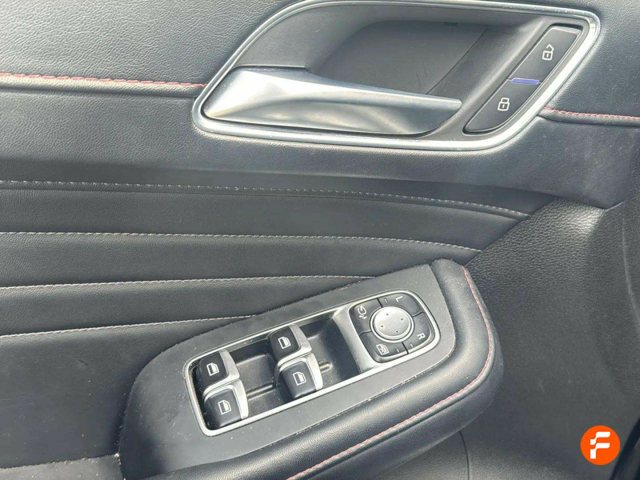 Foto MG HS 20