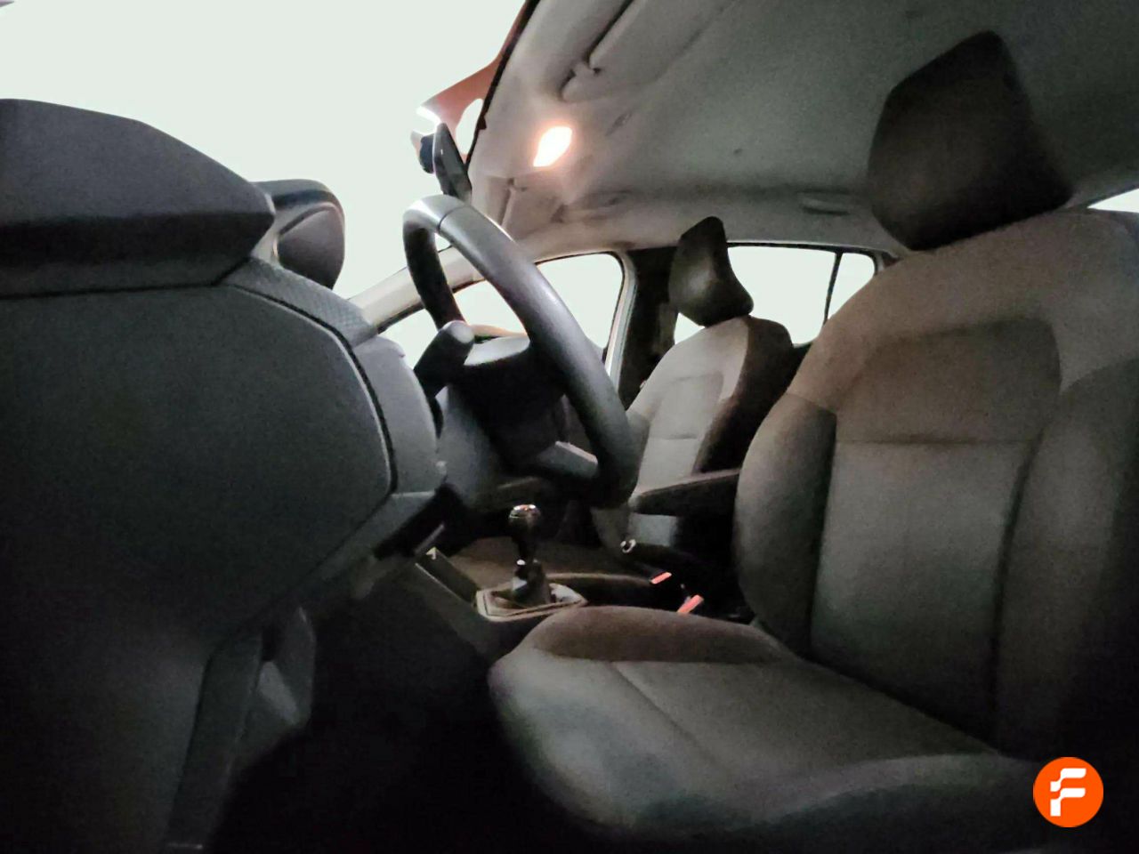 Foto Dacia Sandero 14