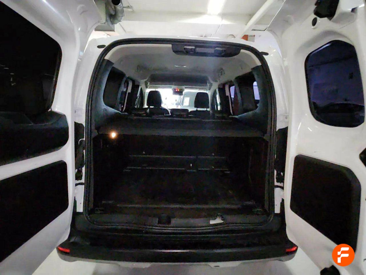 Foto Nissan Townstar 17