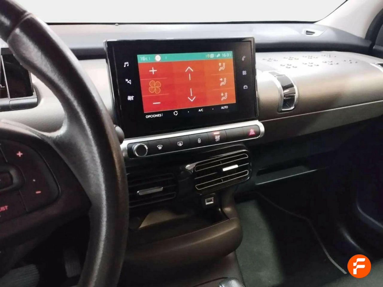 Foto Citroën C4 Cactus 27