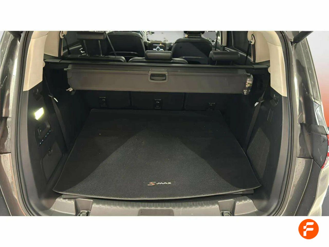 Foto Ford S-Max 8