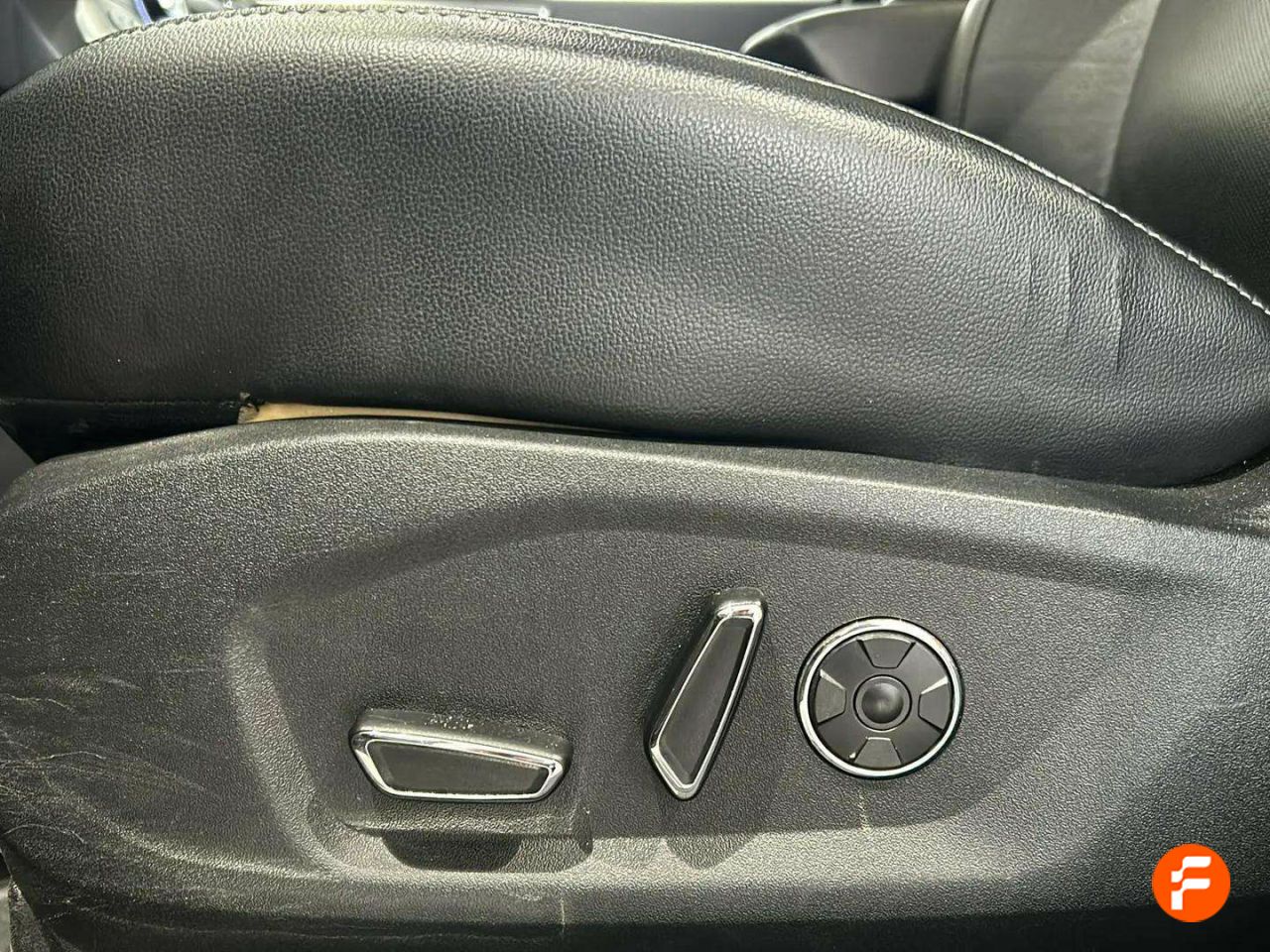 Foto Ford S-Max 21