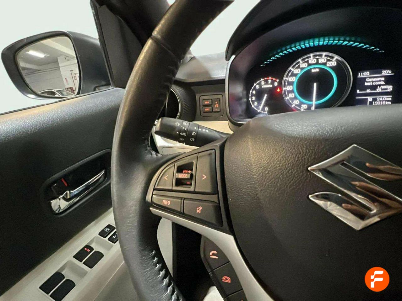 Foto Suzuki Ignis 26