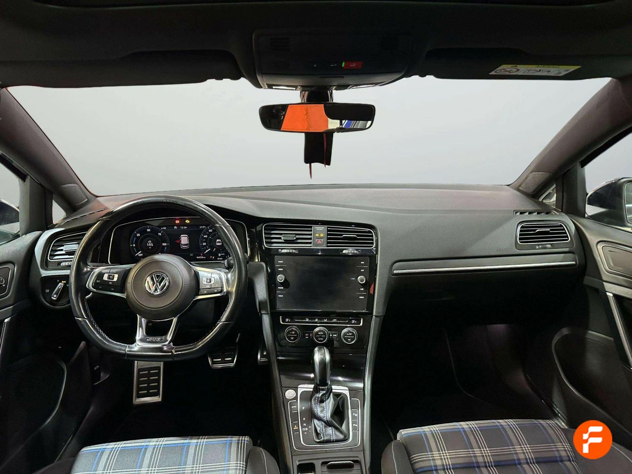 Foto Volkswagen Golf 12