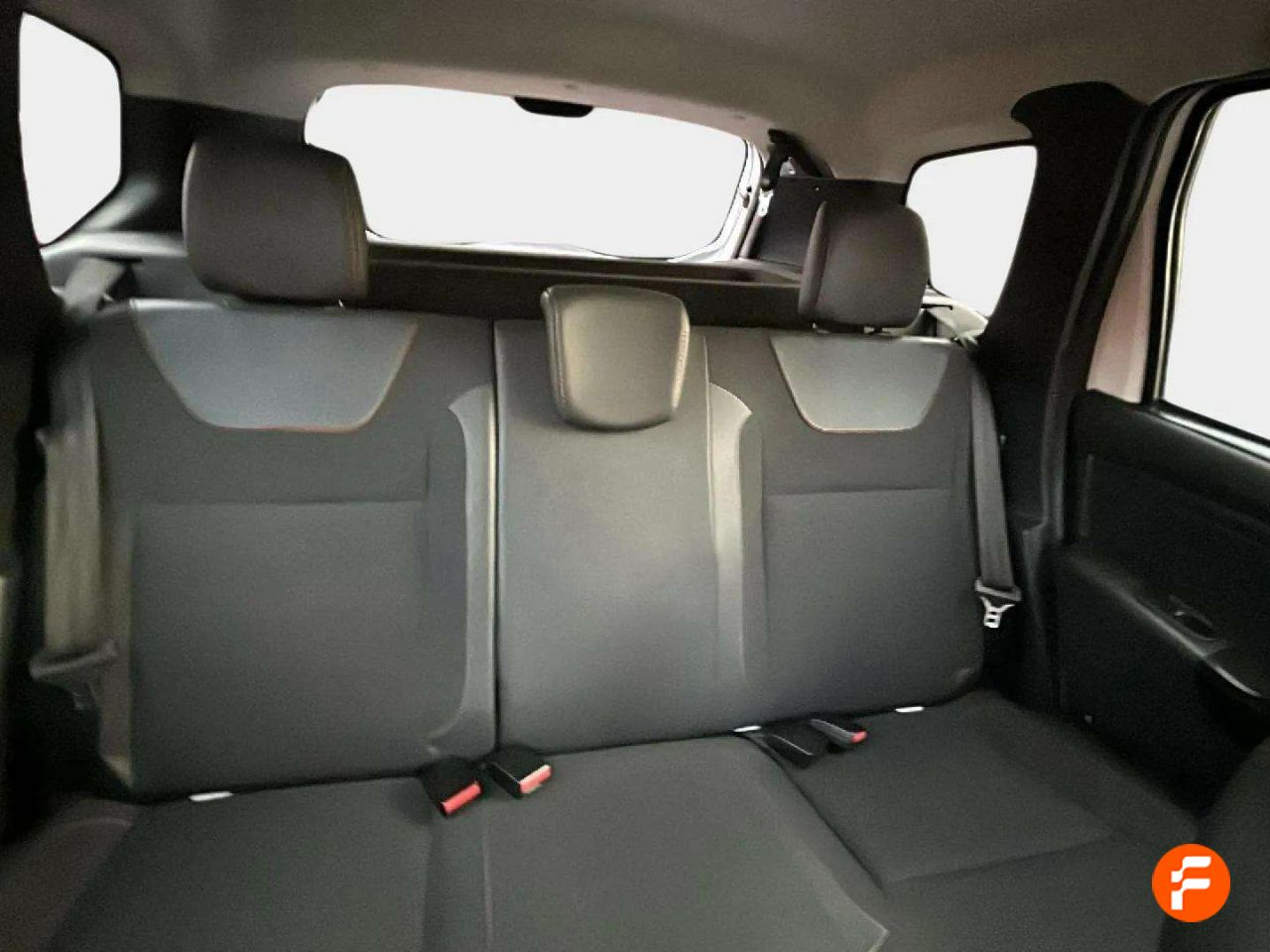 Foto Dacia Duster 16