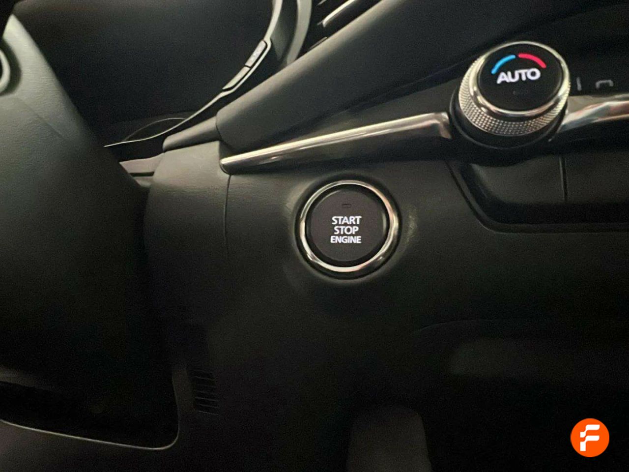Foto Mazda Mazda3 25
