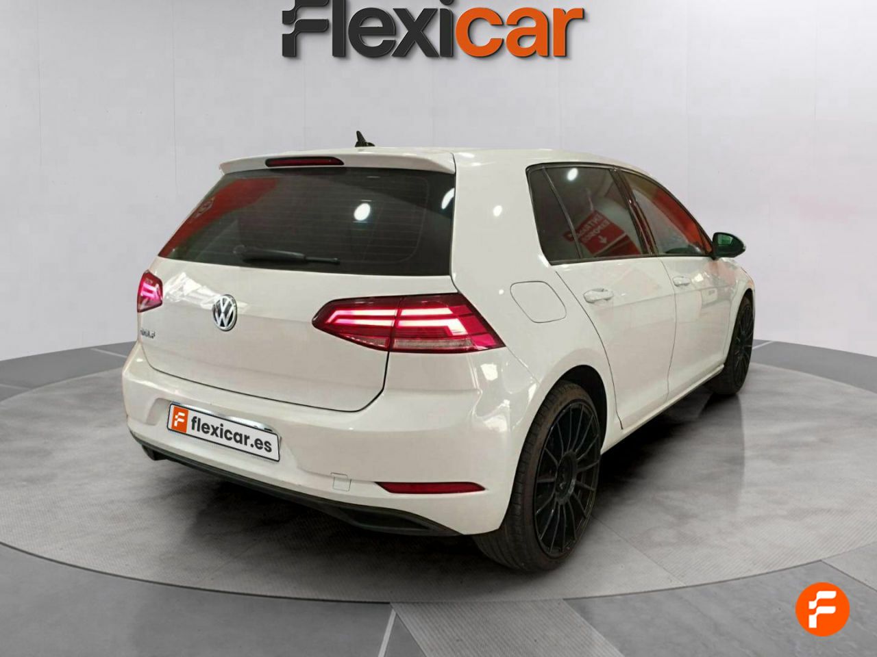 Foto Volkswagen Golf 8
