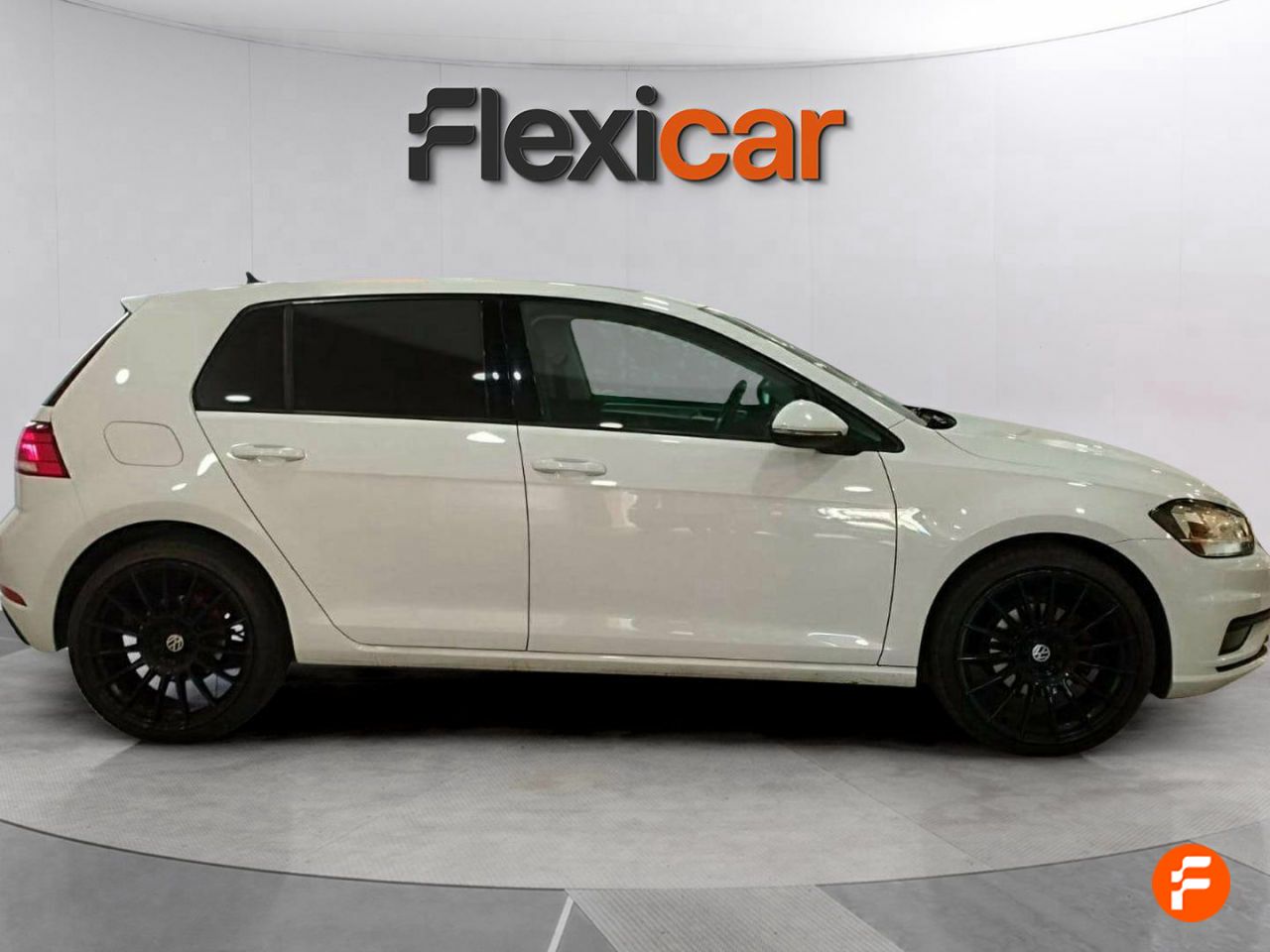 Foto Volkswagen Golf 9