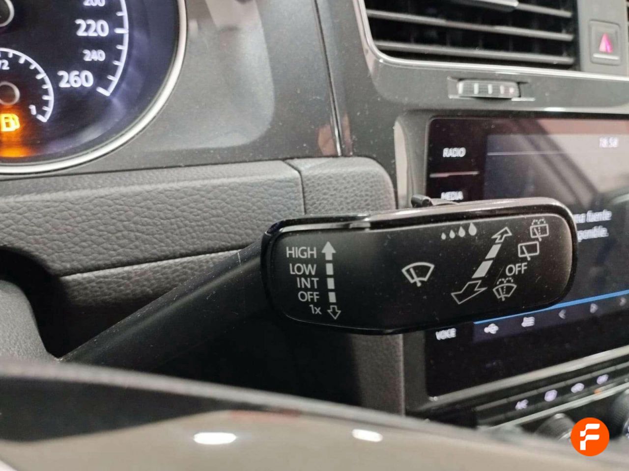 Foto Volkswagen Golf 22