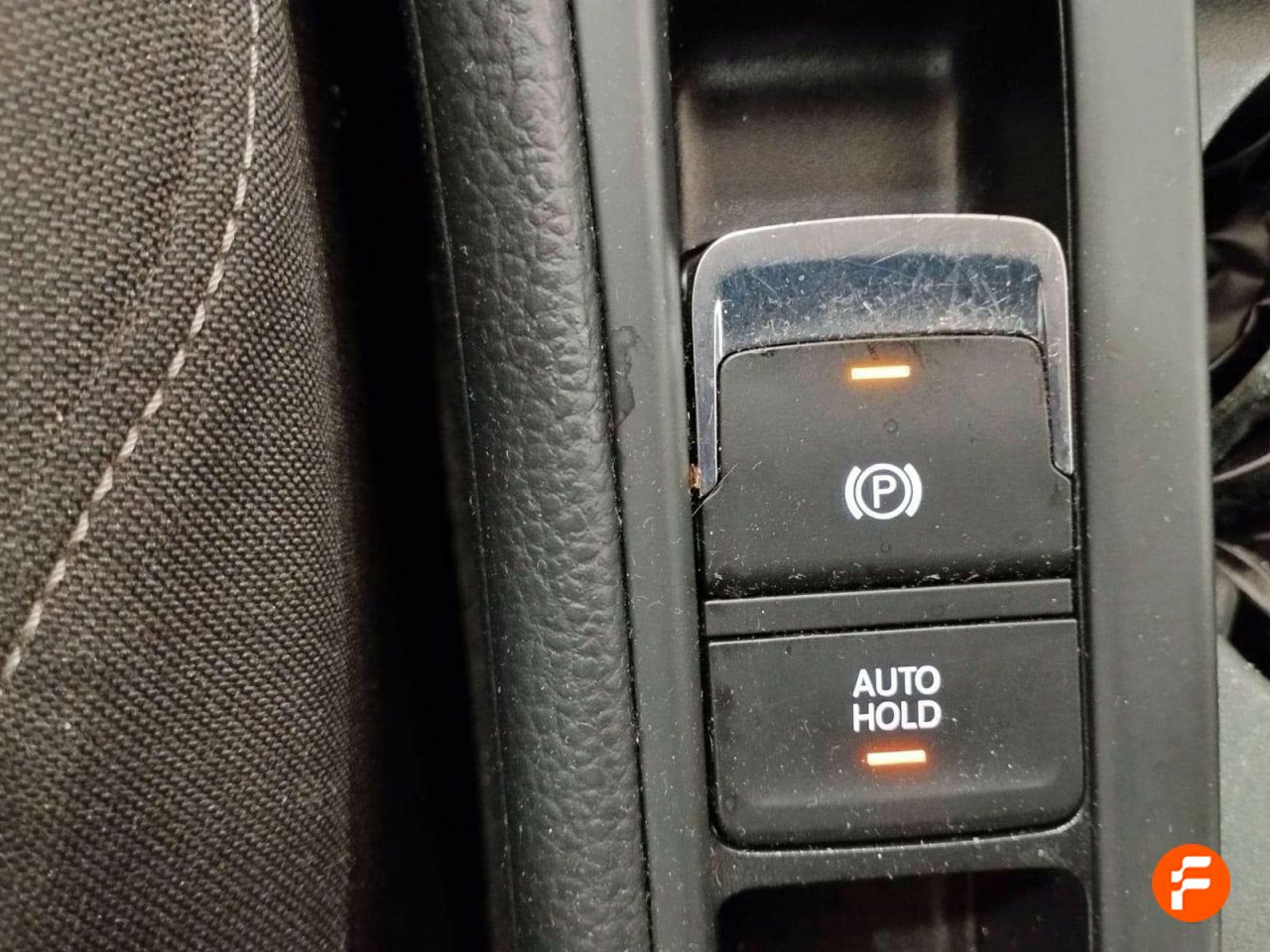Foto Volkswagen Golf 31