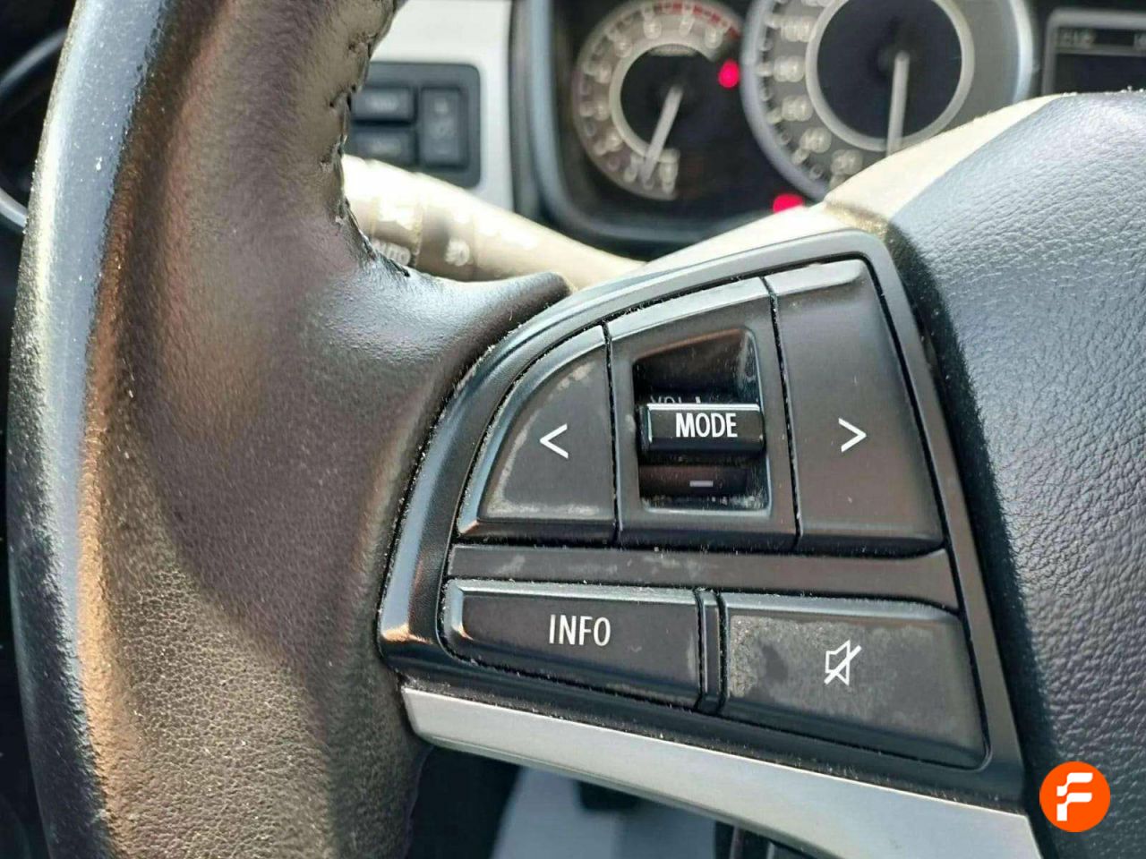Foto Suzuki Ignis 19