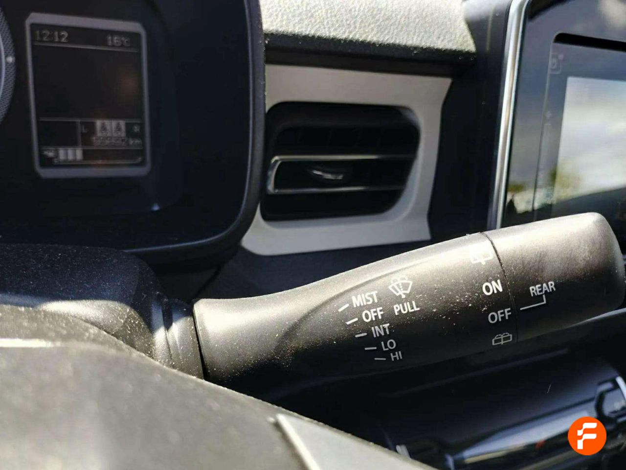 Foto Suzuki Ignis 22