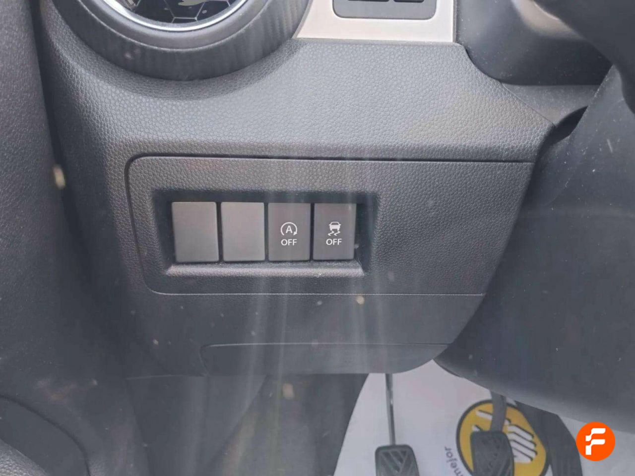 Foto Suzuki Ignis 25