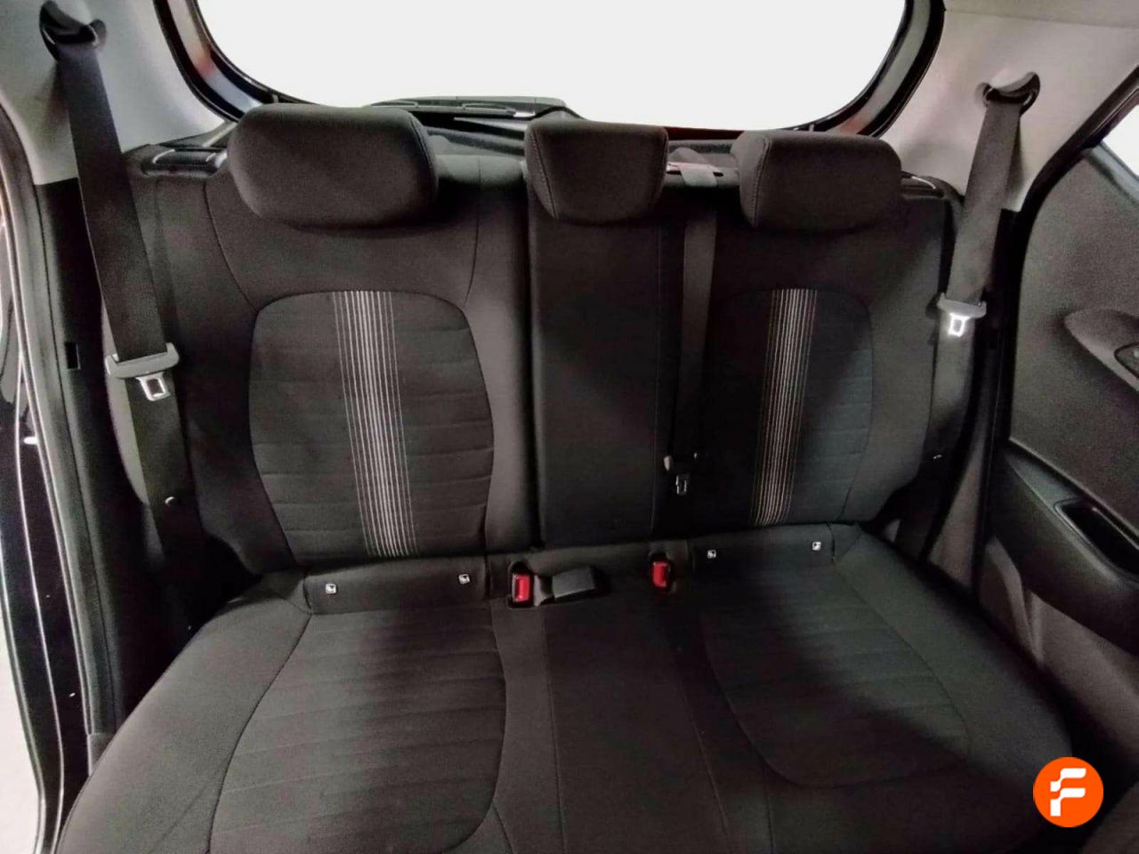 Foto Hyundai i10 15