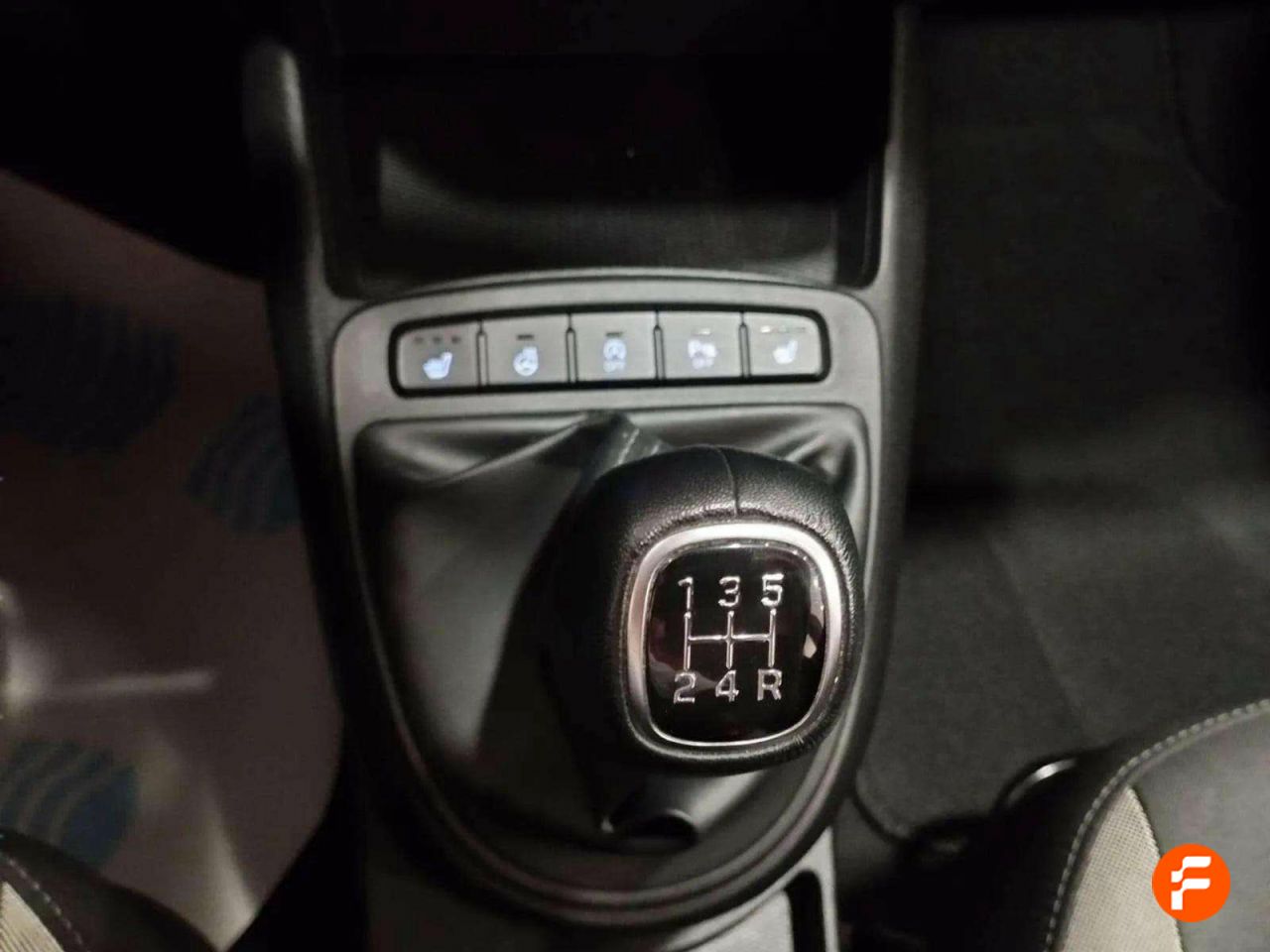 Foto Hyundai i10 29