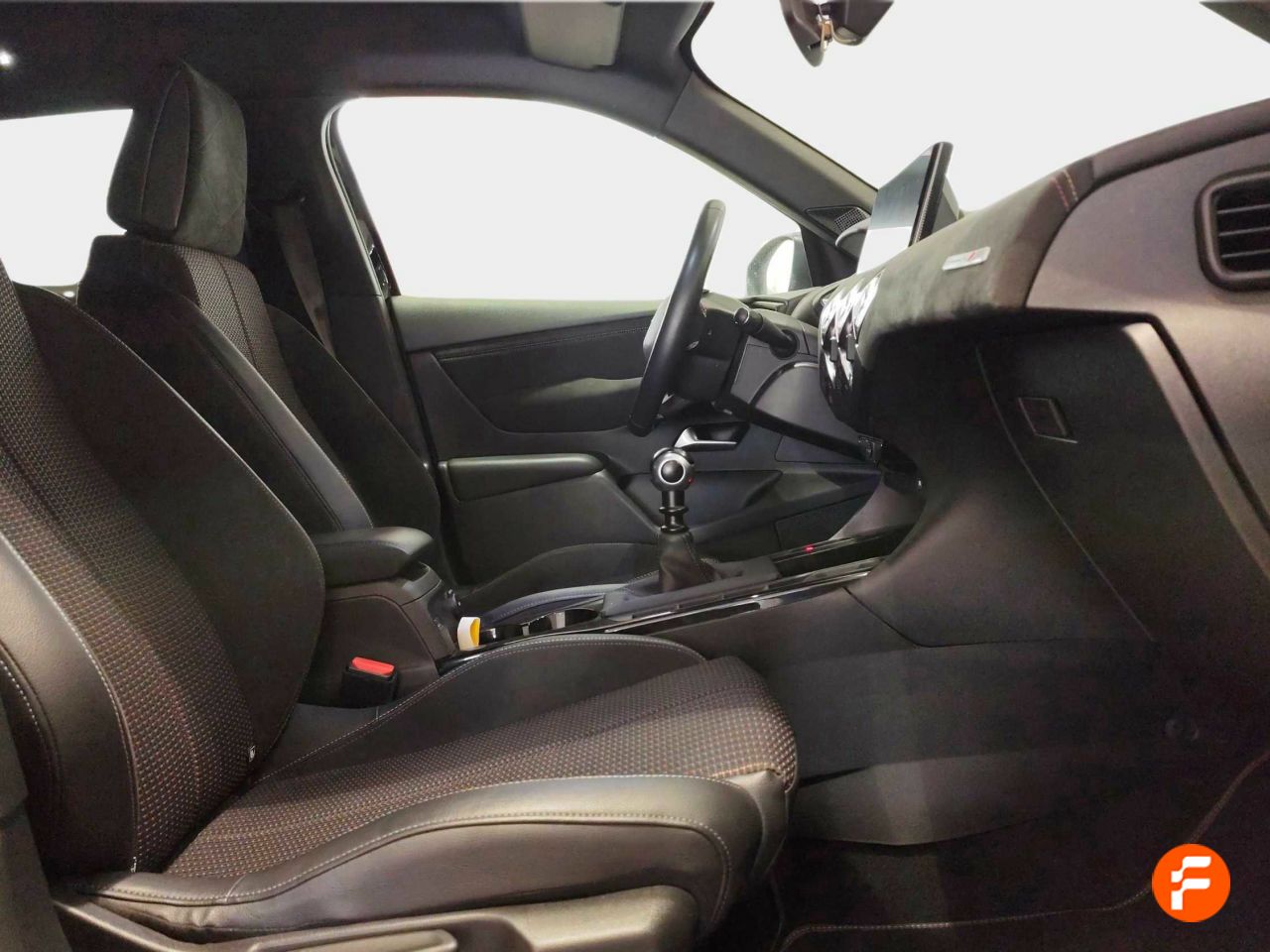 Foto DS Automobiles DS 3 14