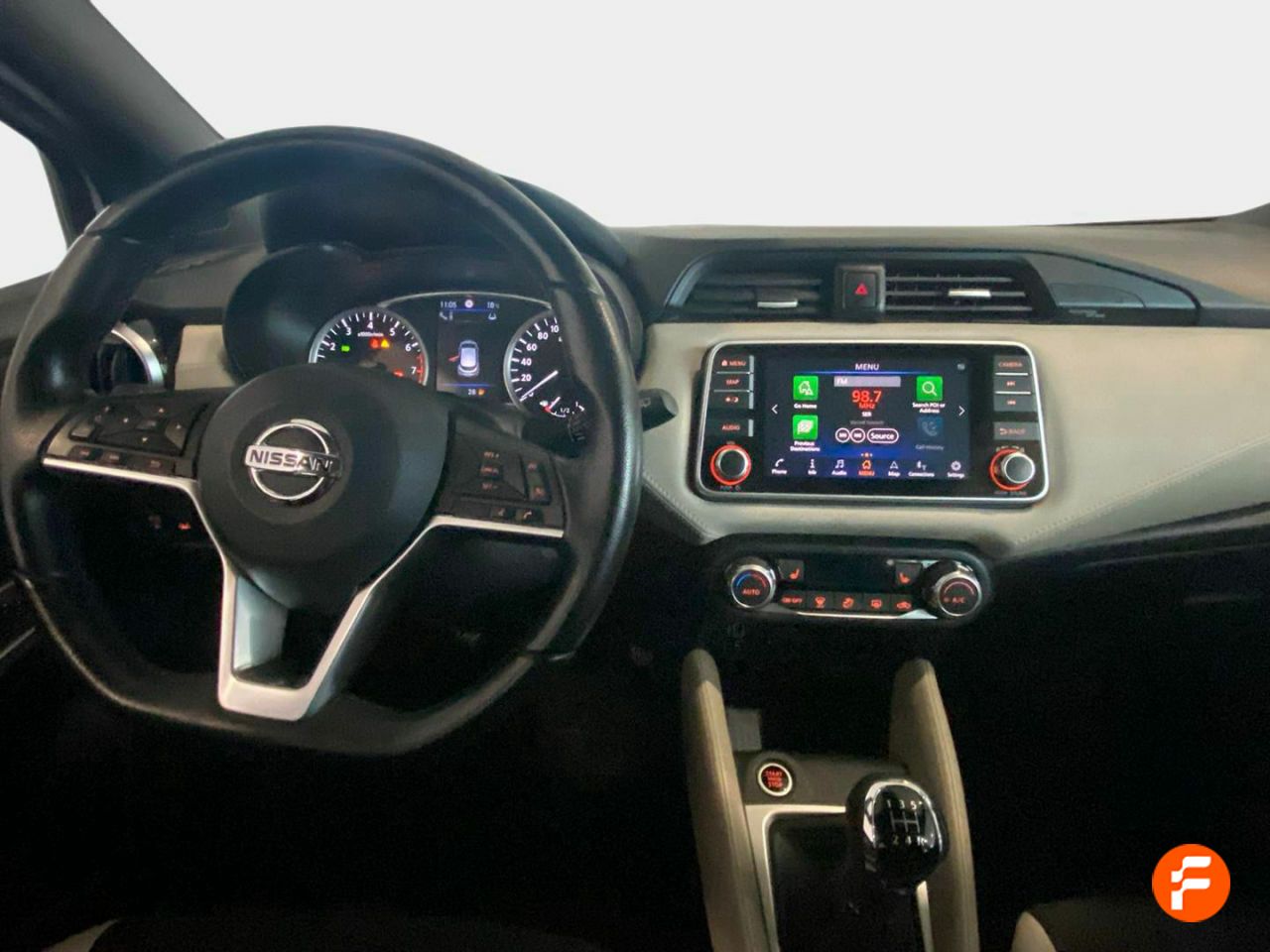 Foto Nissan Micra 9