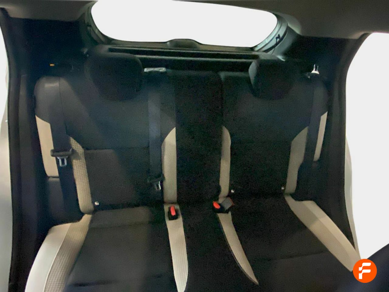 Foto Nissan Micra 13