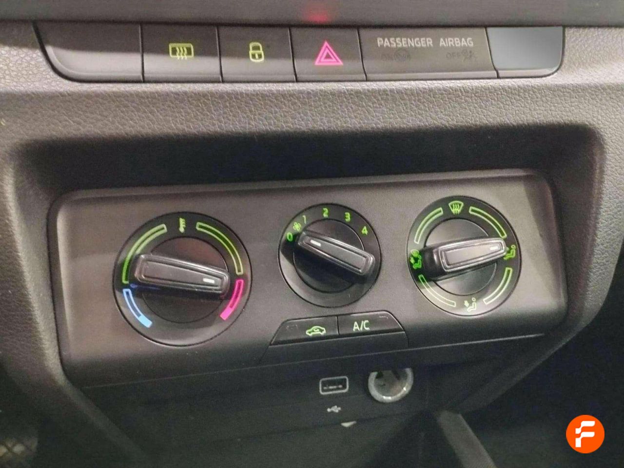Foto Skoda Fabia 28