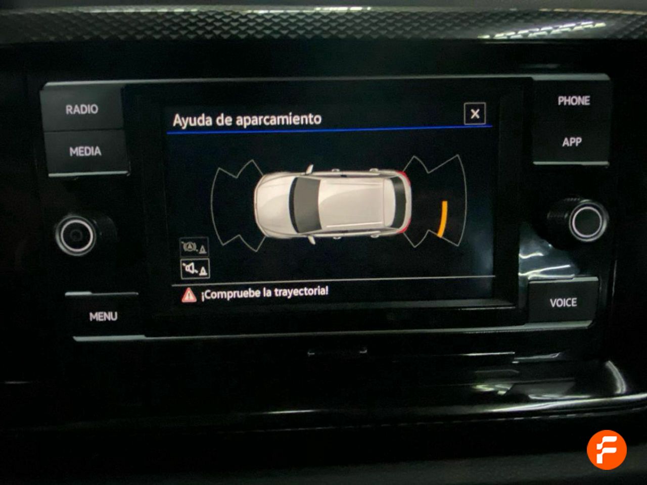 Foto Volkswagen Taigo 17