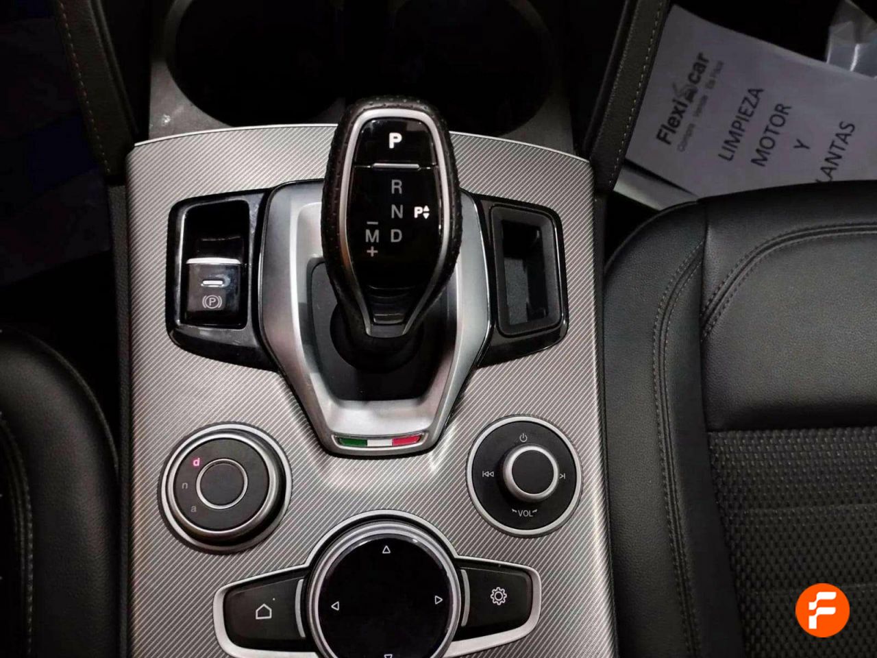 Foto Alfa Romeo Stelvio 29