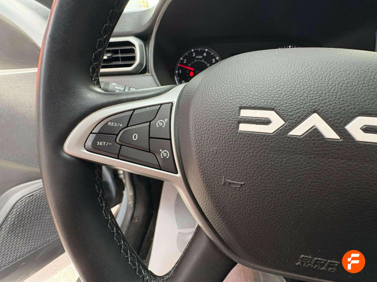 Foto Dacia Duster 13