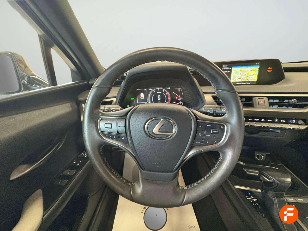 Foto Lexus UX 12