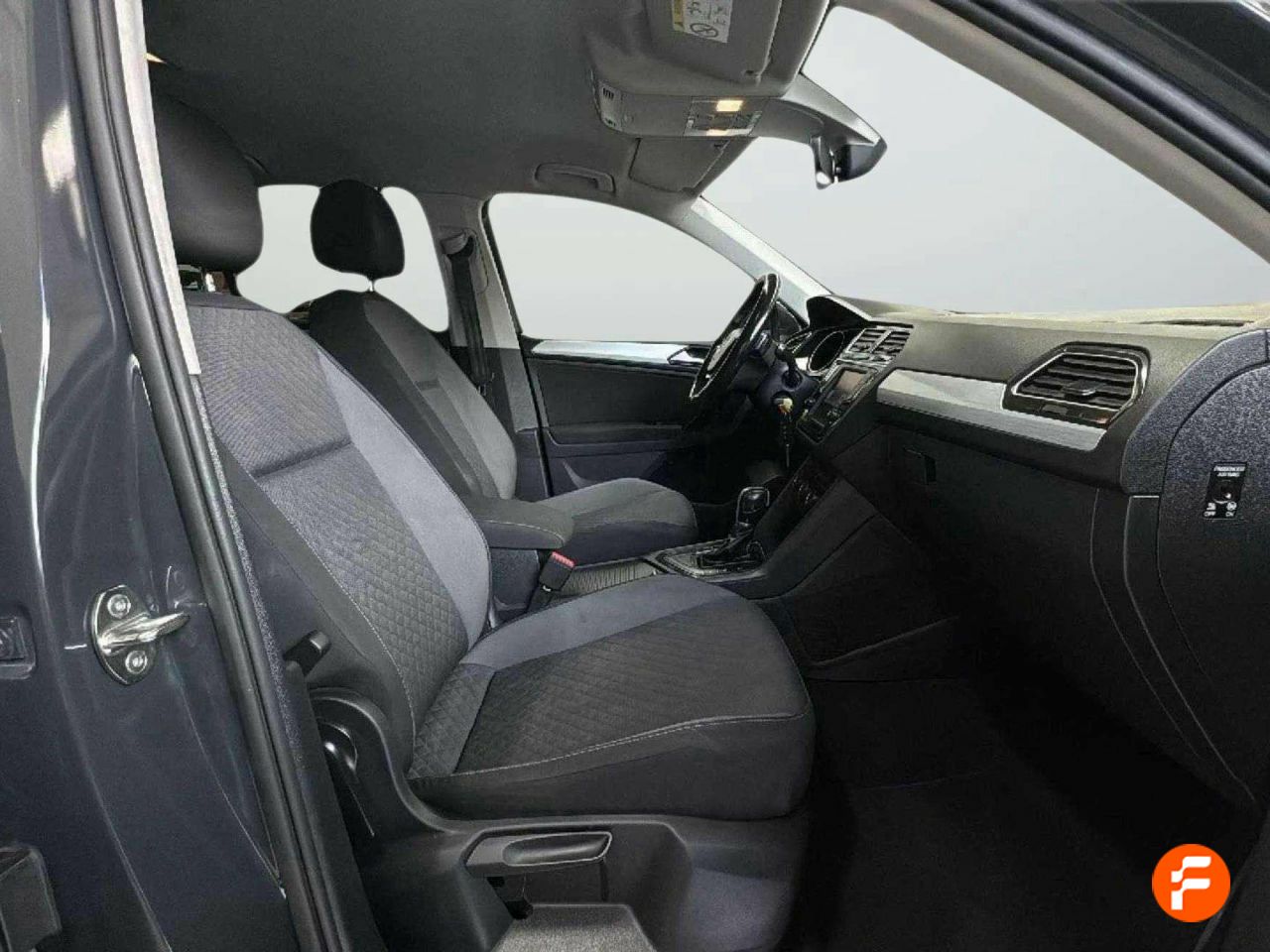 Foto Volkswagen Tiguan 16