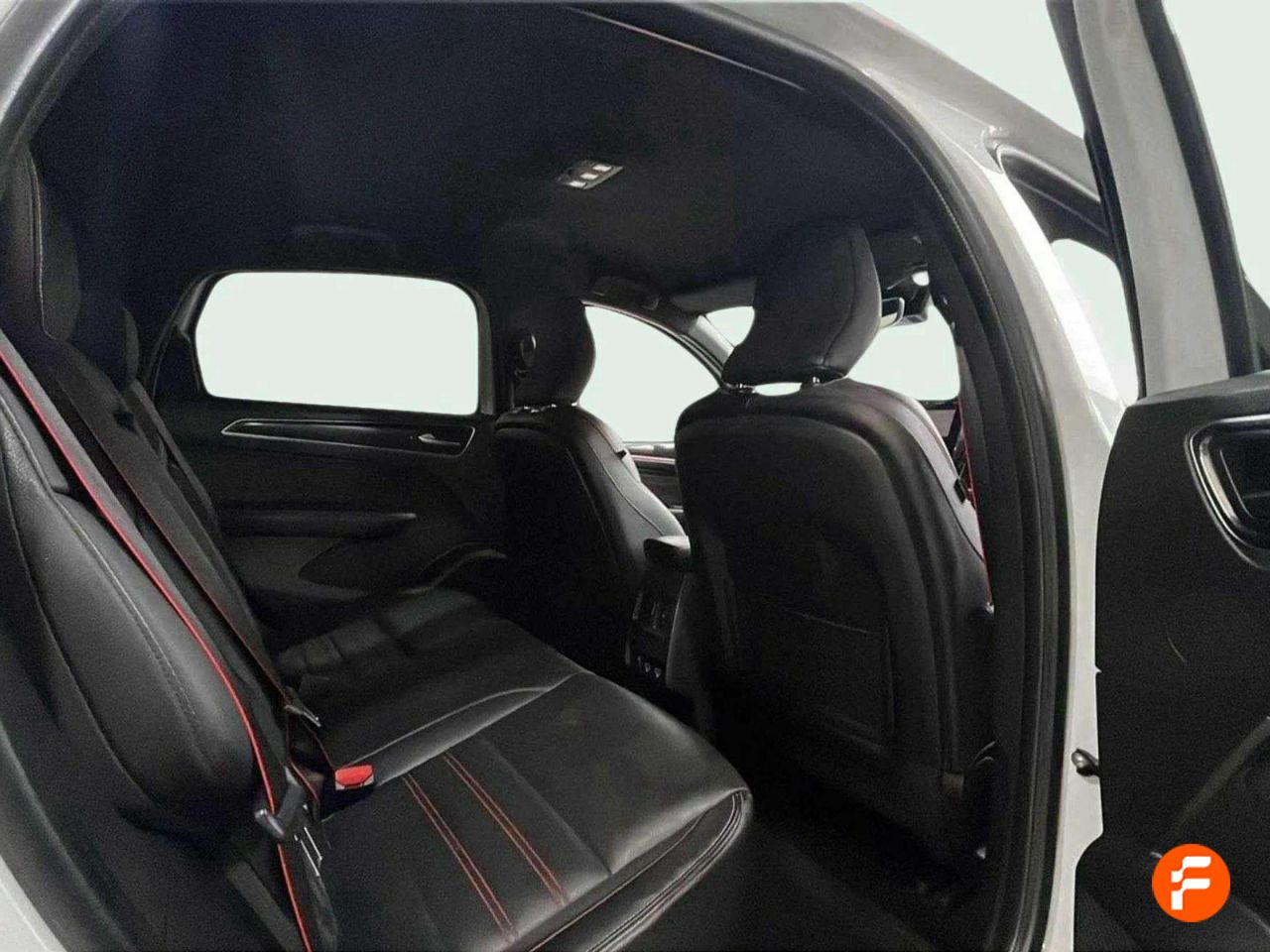 Foto Renault Arkana 19