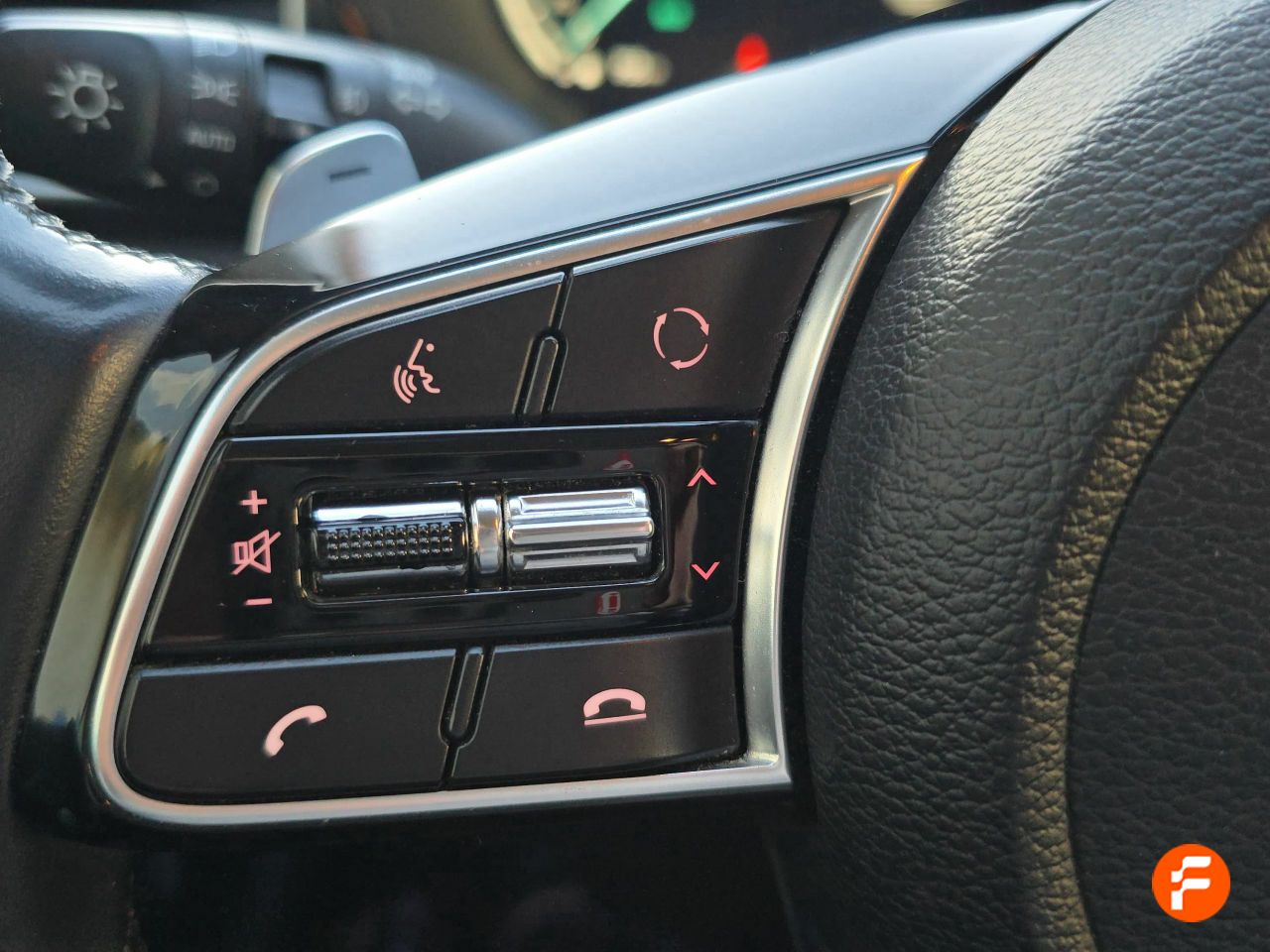 Foto Kia XCeed 10