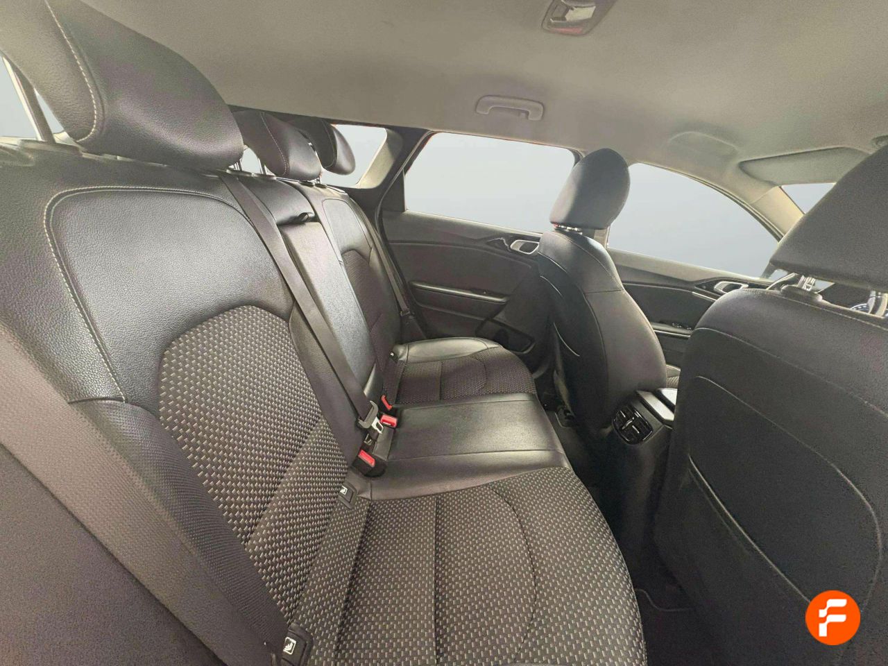Foto Kia Ceed 23