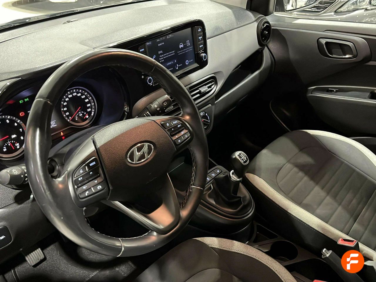 Foto Hyundai i10 24