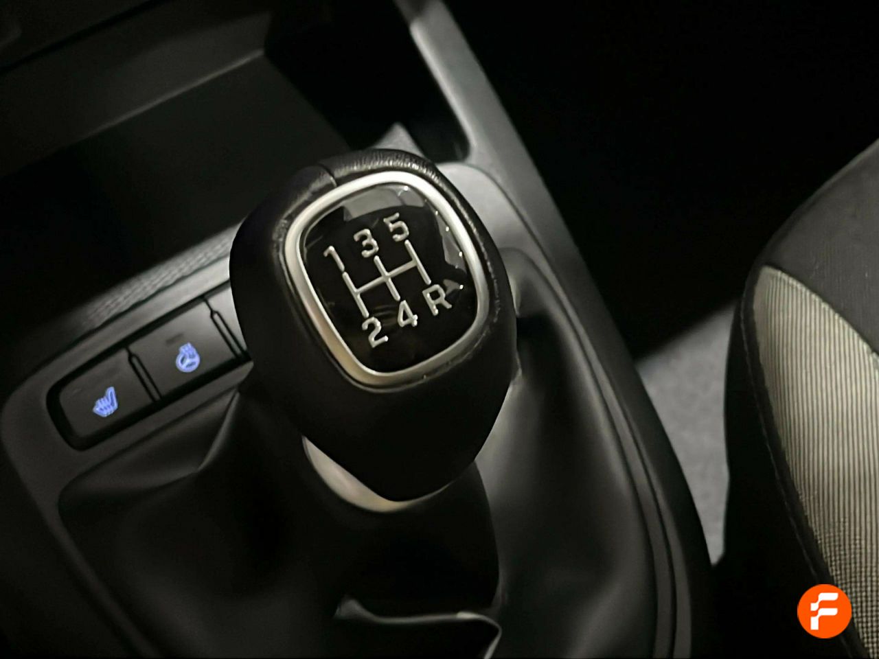 Foto Hyundai i10 28