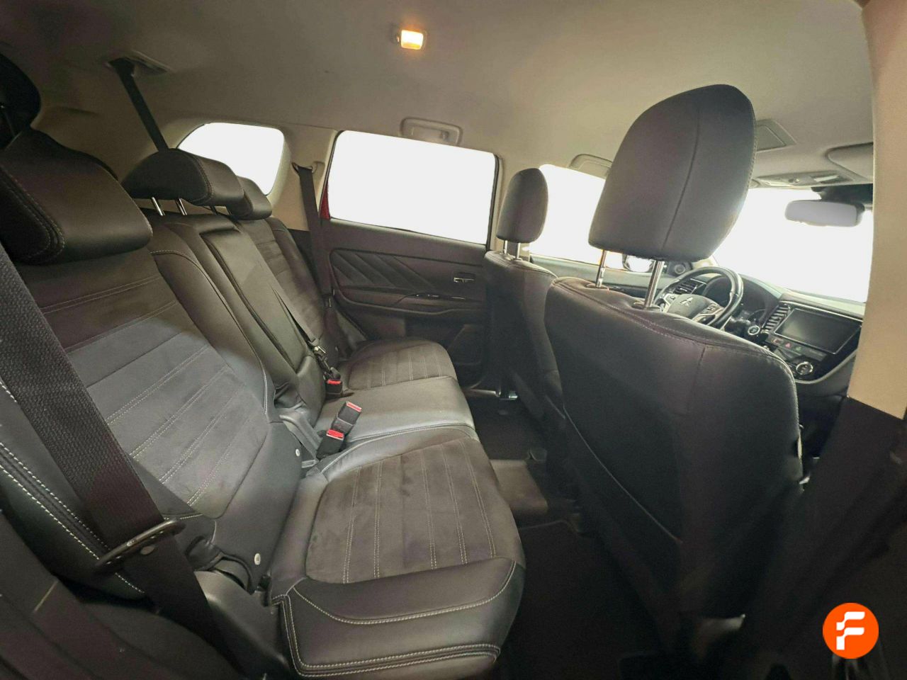 Foto Mitsubishi Outlander 17