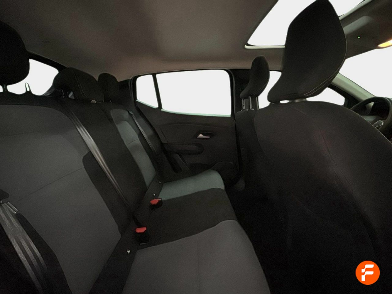 Foto Dacia Sandero 13
