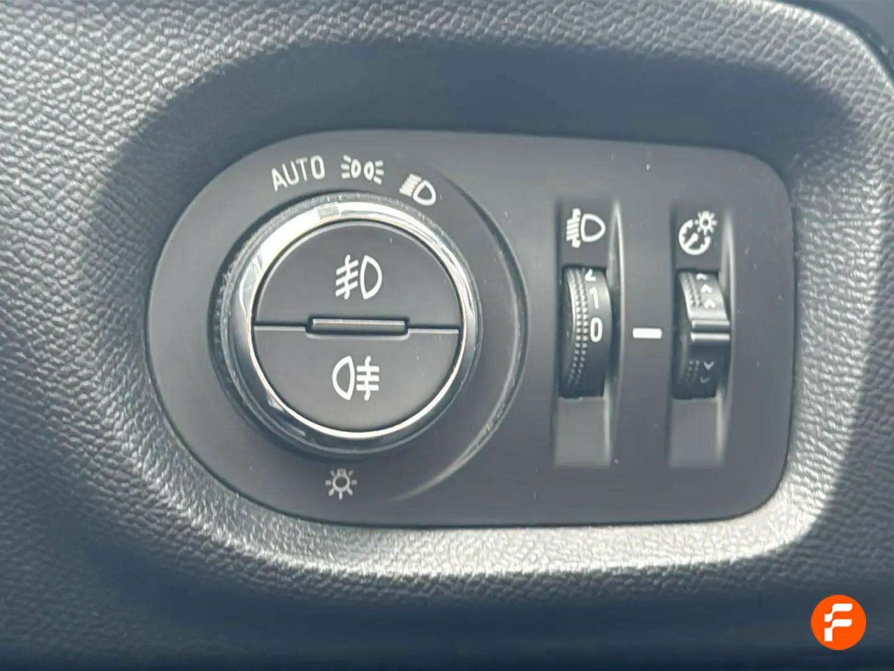 Foto Opel Corsa 18