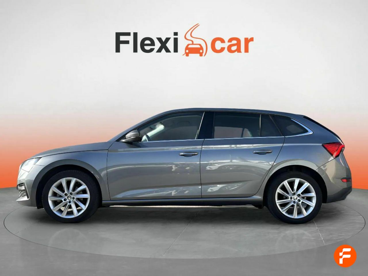 Foto Skoda Scala 9