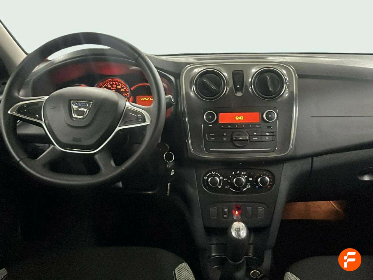 Foto Dacia Sandero 11