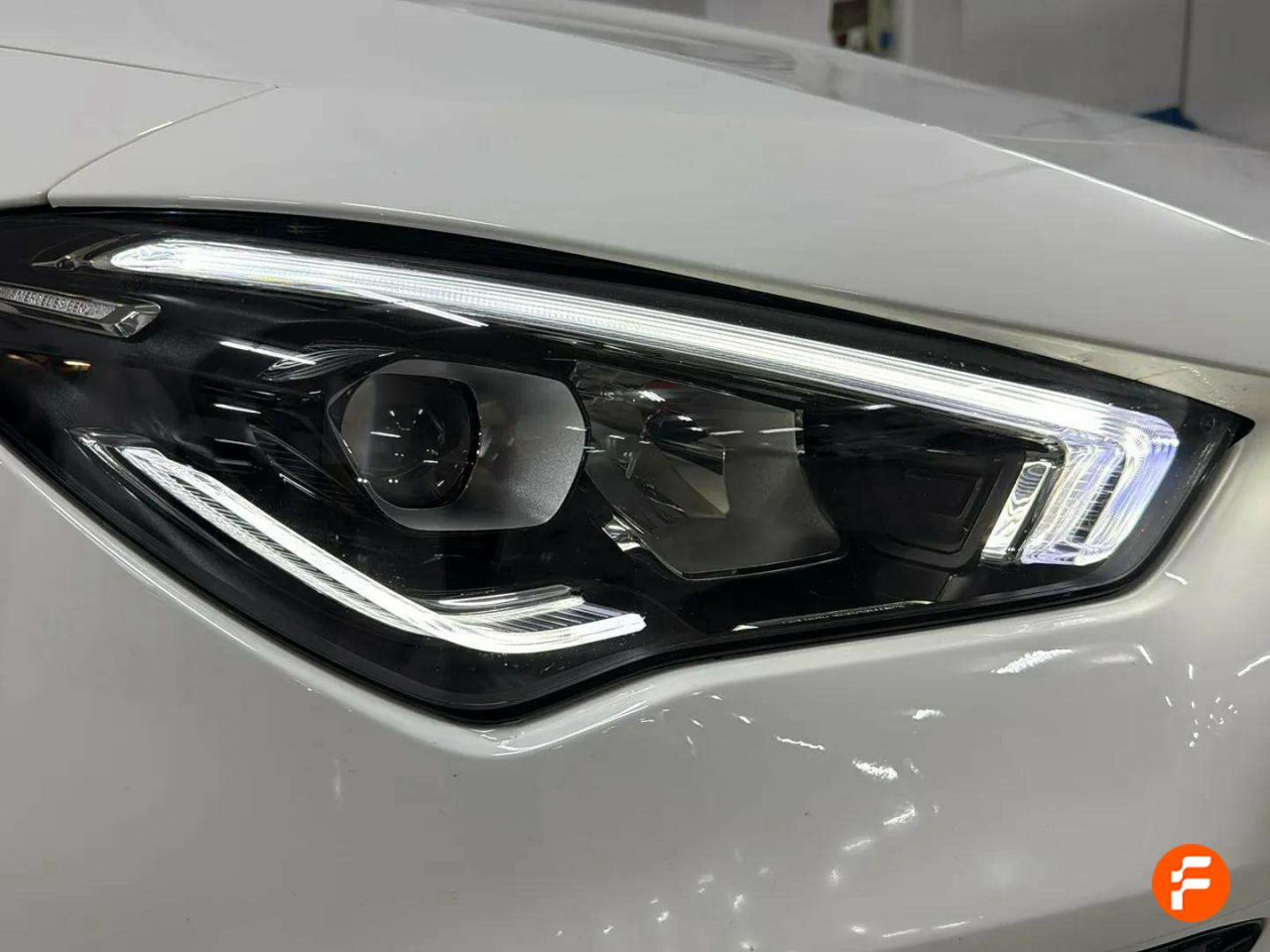 Foto Mercedes-Benz Clase CLA 10