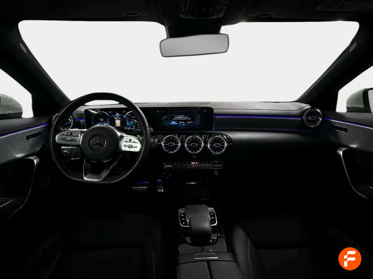 Foto Mercedes-Benz Clase CLA 13