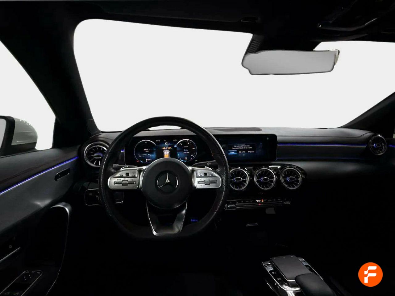 Foto Mercedes-Benz Clase CLA 16