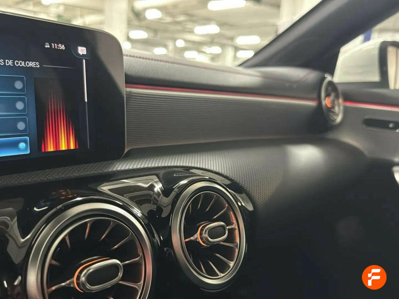 Foto Mercedes-Benz Clase CLA 24