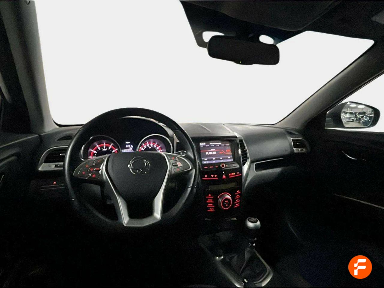 Foto SsangYong Tivoli 14