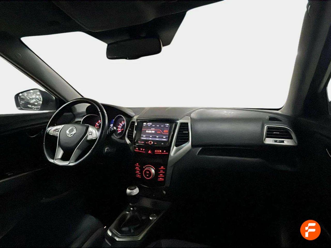 Foto SsangYong Tivoli 15